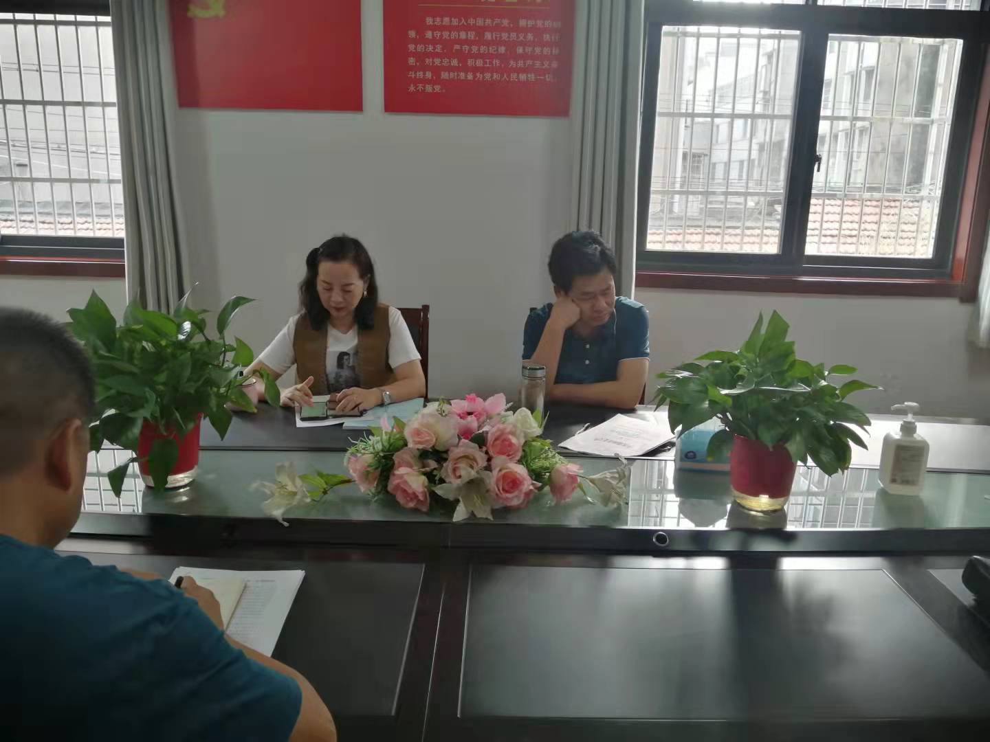 荆州区文化馆围绕“思想破冰引领发展突围”开展心得体会交流活动